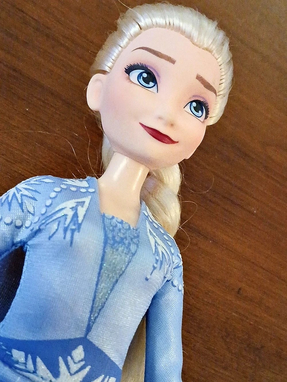 Disney Frozen II Singing ELSA Doll Into The Unknown Blue Dress 2018 Needs Batter